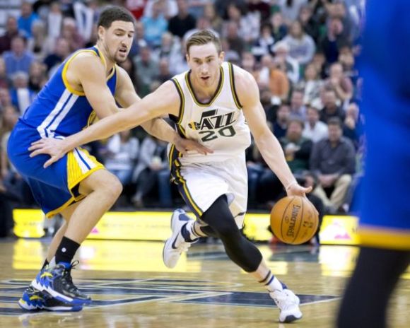 gordon-hayward-klay-thompson-nba-golden-state-warriors-utah-jazz-590x900.jpg